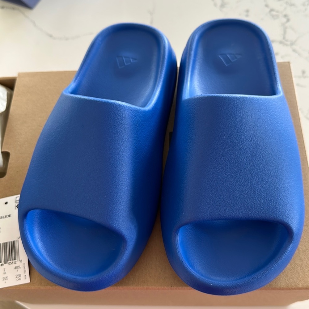 Brand new Adidas Yeezy YZY slide